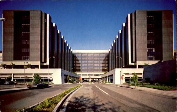 How to Navigate Parking and Accessibility Challenges at 8700 Beverly Boulevard