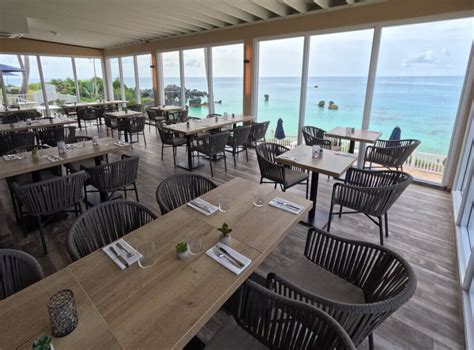 Achilles Dining Bermuda Achilles Dining Bermuda