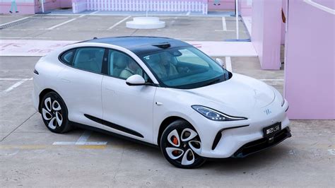 Alibaba Saic S 3Rd Ev Im Ls6 Goes Live On The Chinese Market China