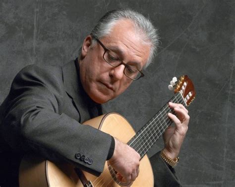Best Classical Guitarists Of All Time And Why We Love Them Best Classical Guitarists Of All Time And Why We Love Them