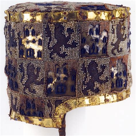 Birrete De Don Fernando De La Cerda Patrimonio Nacional Birrete De Don Fernando De La Cerda Patrimonio Nacional