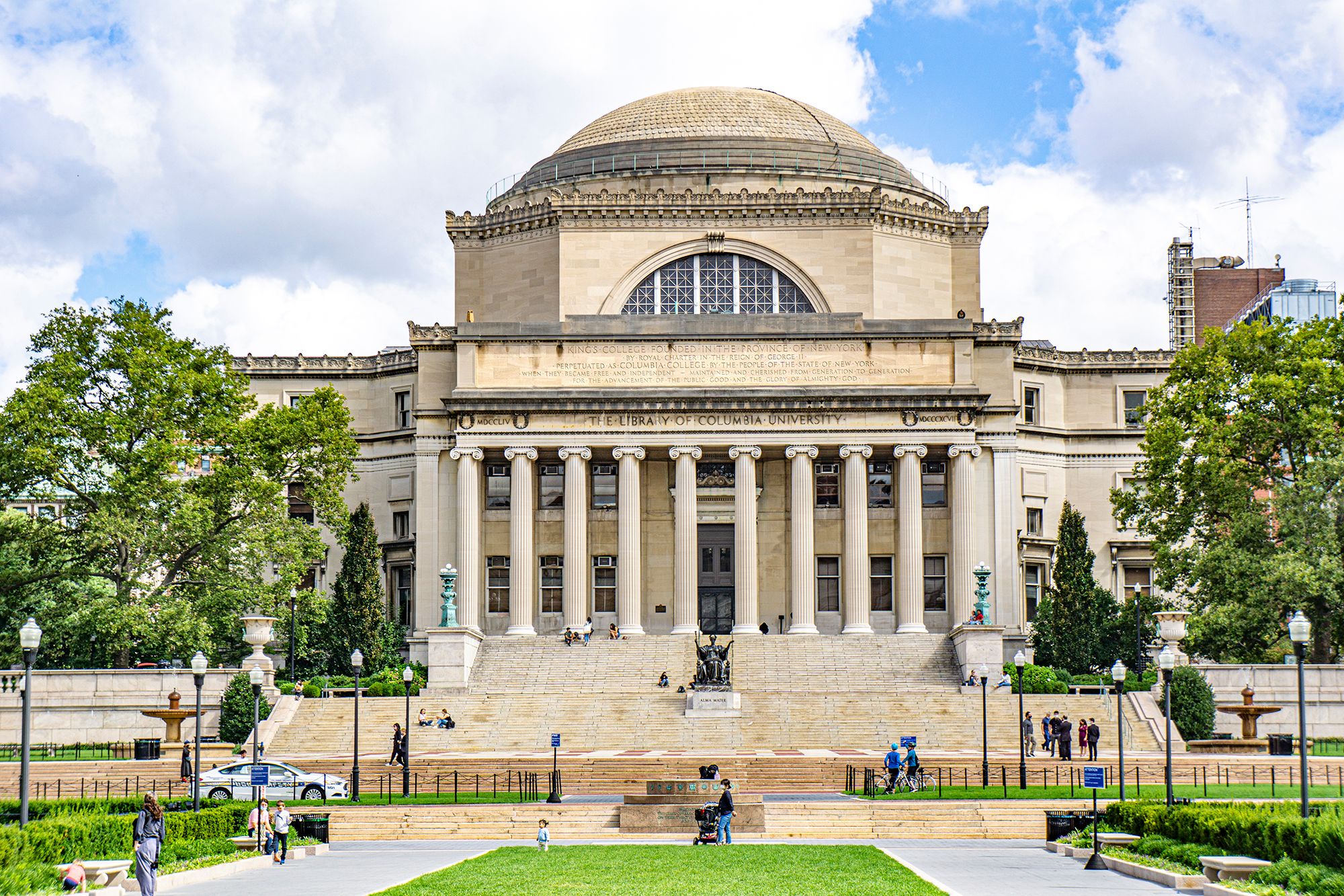 Columbia University Science Honors vs. MIT Science Recognition: Which Honors Program Stands Out