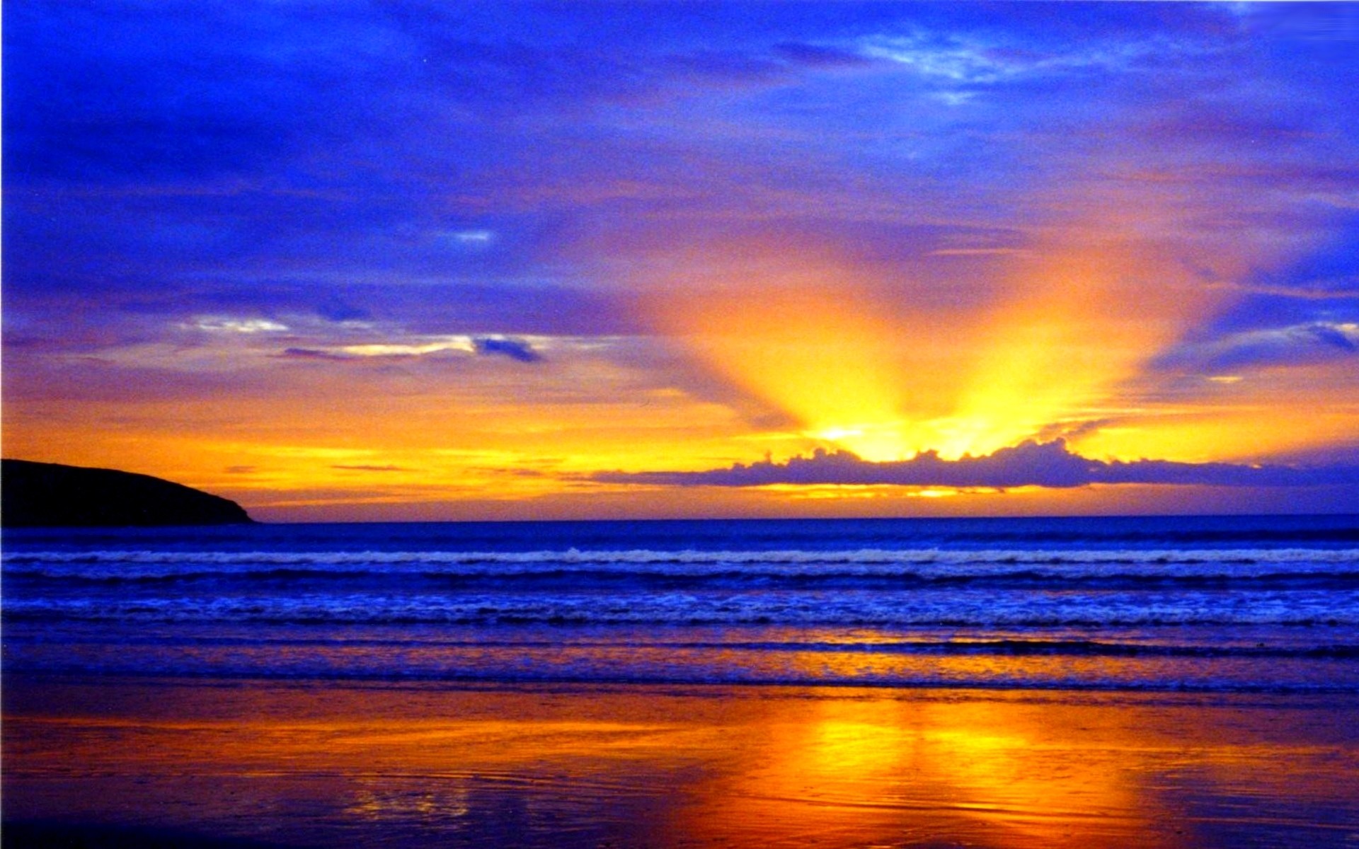 Dawn Of Chaos Eve Of Destruction Medrano Benjamin 9798388411532 Amazon Com Books Dawn Of Chaos Eve Of Destruction Medrano Benjamin 9798388411532 Amazon Com Books