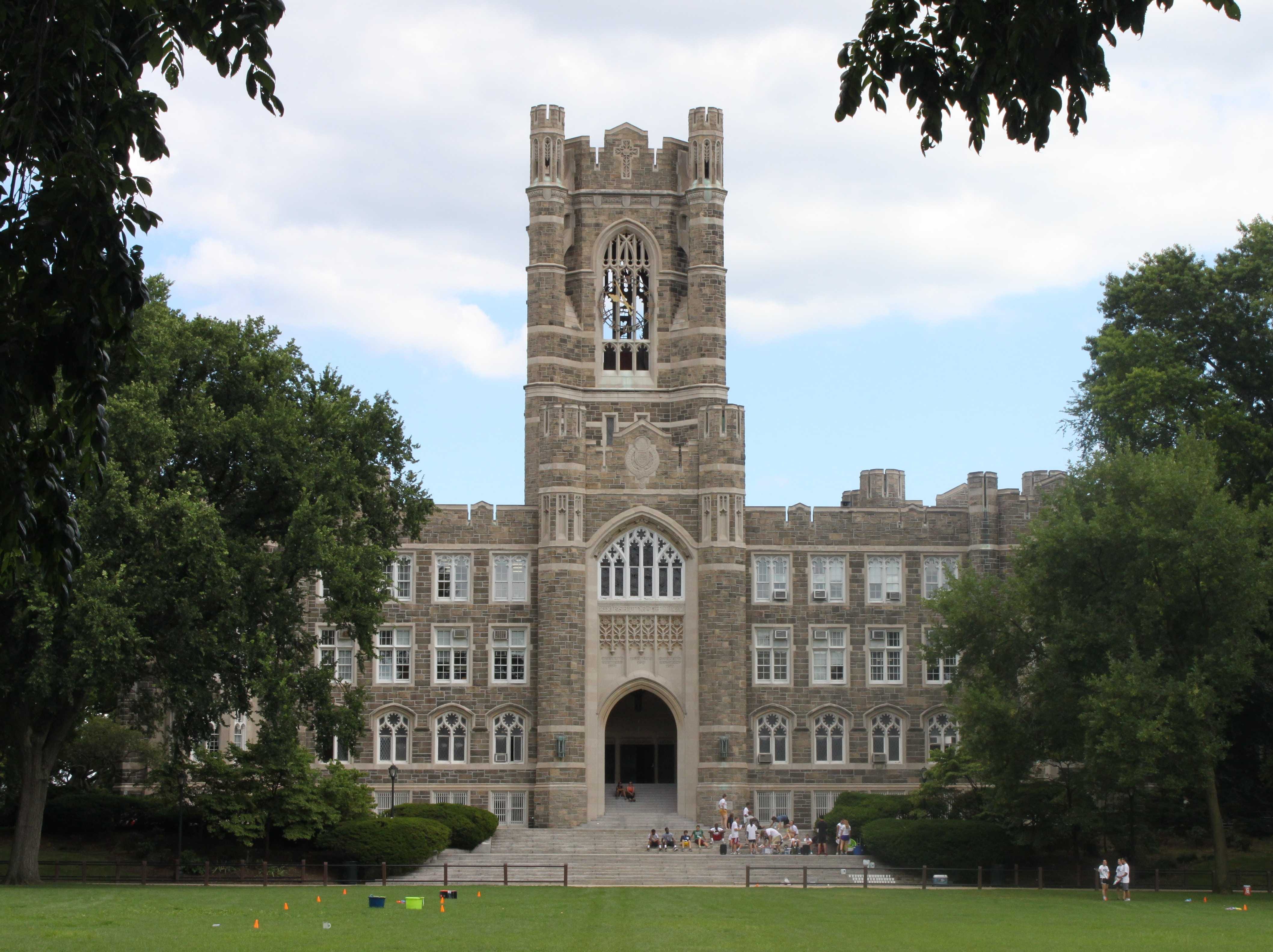 Fordham Academic Calendar vs. Columbia University's Academic Schedule