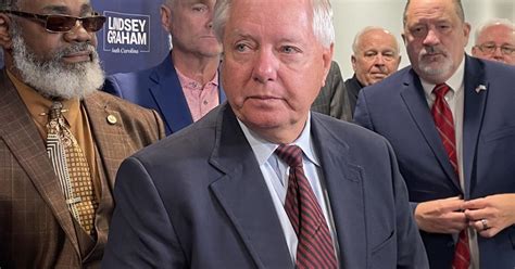 Graham Criticizes Trump Pardons