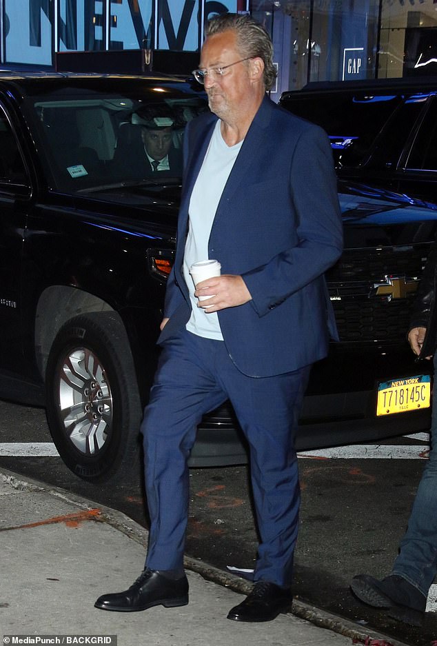 Matthew Perry Reveals He Received Some Really Nice Texts From His Friends Costars About His Book Daily Mail Online Matthew Perry Reveals He Received Some Really Nice Texts From His Friends Costars About His Book Daily Mail Online