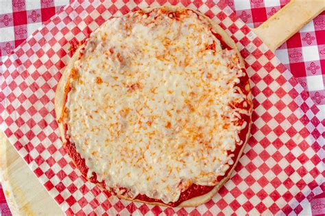 5 Ways Milwaukee Classic Pizza