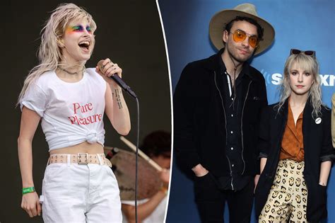 Paramore S Hayley Williams Taylor York Are Officially Dating Us Weekly