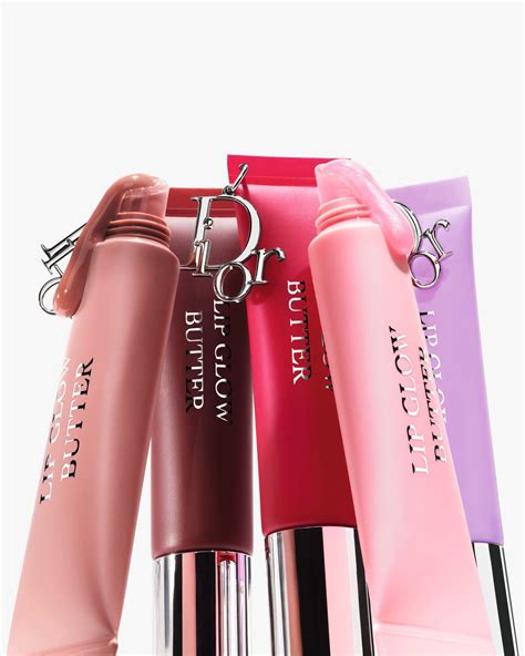 Reviewing The New Dior Addict Lip Glow To The Max New In Beauty Reviewing The New Dior Addict Lip Glow To The Max New In Beauty