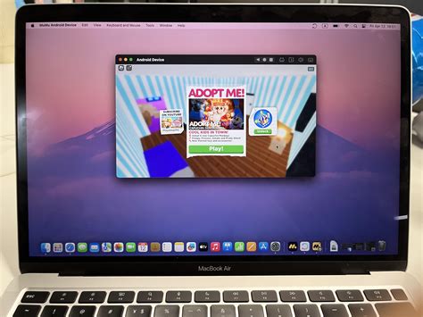 Play Roblox on MacBook