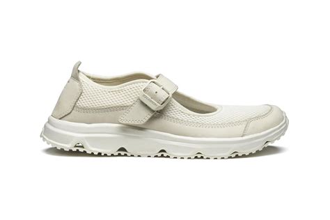 Salomon Mary Jane: The Stylish Snowshoe Boot with Superior Comfort