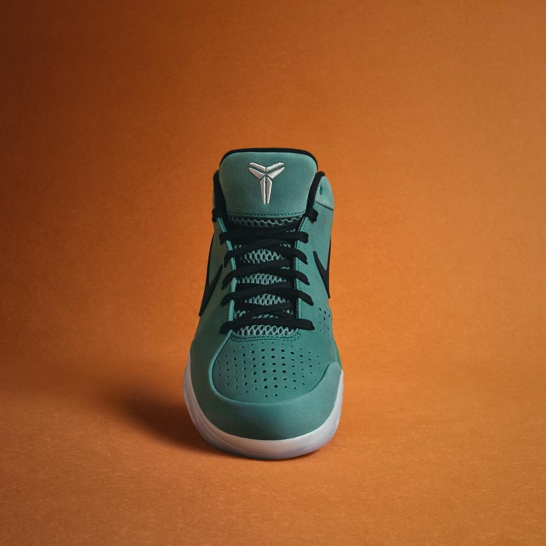Snreleasealert The Nike Kobe 4 Protro Girl Dad Is Now Releasing On June 7Th 2024 The Colorway Is Said To Be Inspired By An Eagles Beanie Worn By Kobe Tap