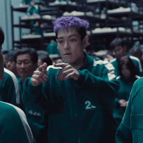 Squid Game Thanos Squid Game Gif Squid Game Thanos Squid Game