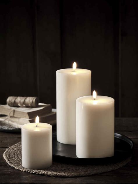 Quick Tips to Secure and Use Tall Candles Safely
