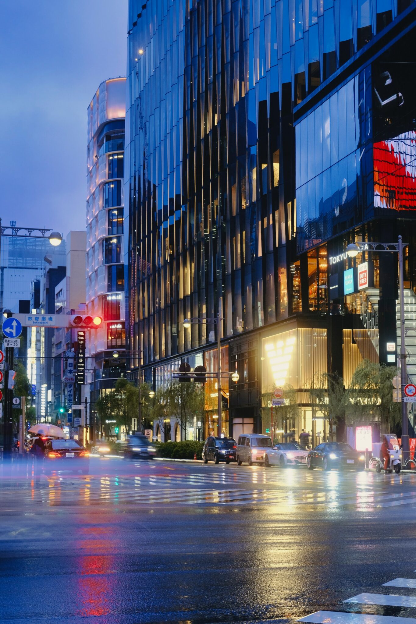 Urban Tangle Redefining Apartment Livin Visualization