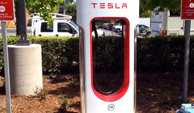 Tesla Liquid-Cooled Supercharger