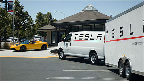 Tesla mobile repair service