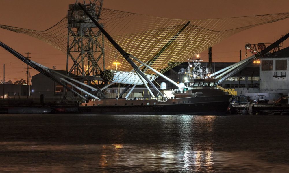 Mr. Steven returned to Port of San Pedro around on October 8th after a day spent at sea, apparently with a Falcon fairing half in tow. This is the second known time that a fairing has been in Mr. Steven's net. The fairing was eventually lifted off around noon the following day.