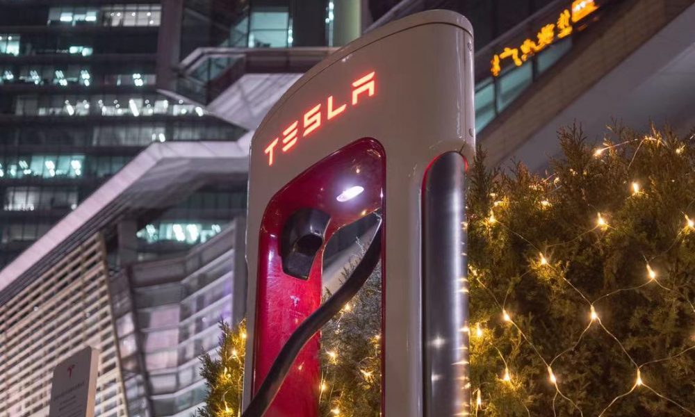 tesla-supercharger-3