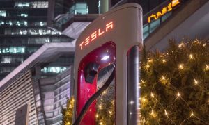 tesla-supercharger-3