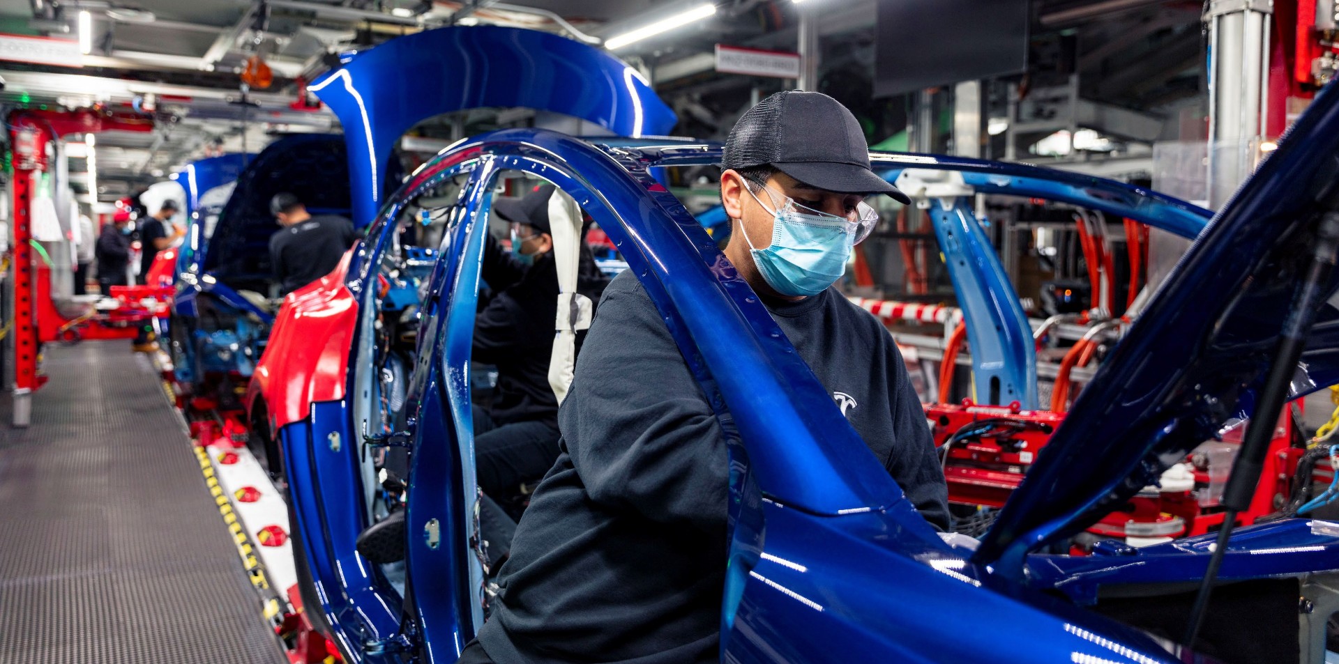 tesla-fremont-production