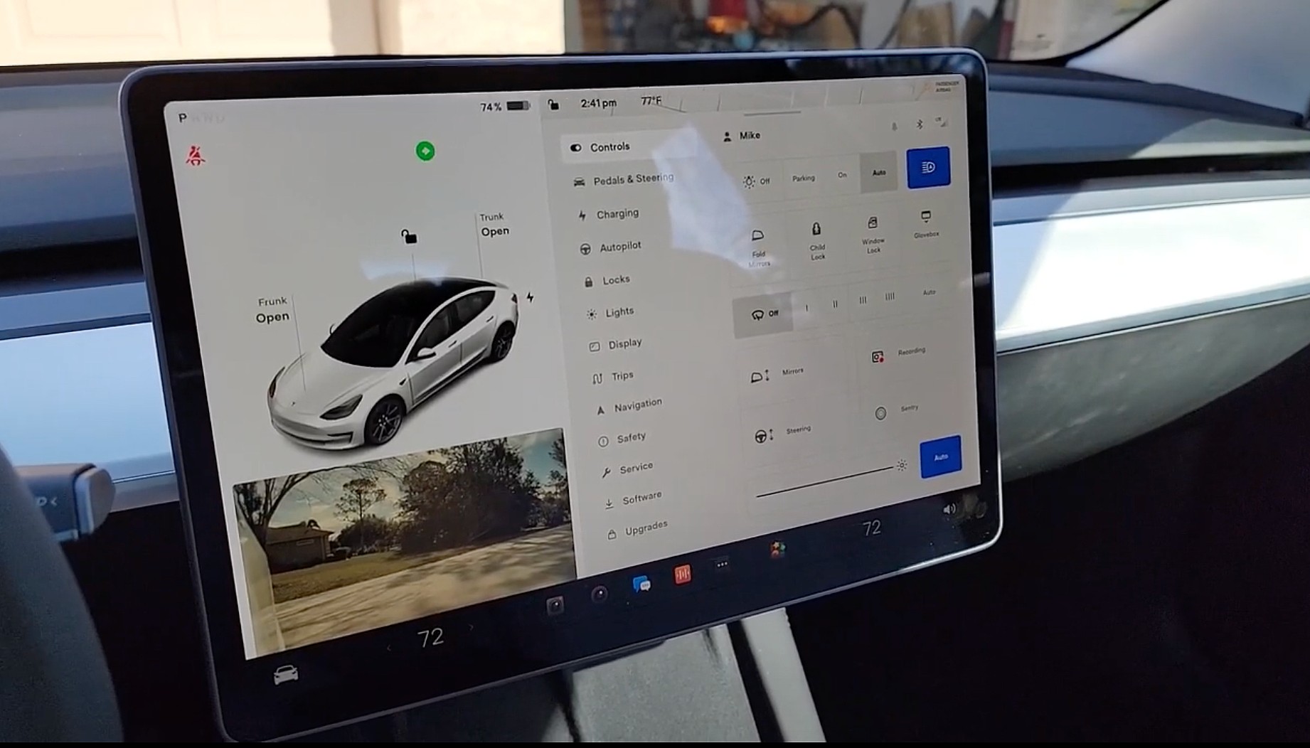 tesla blind spot camera