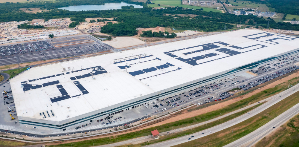 tesla giga texas roof