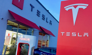 Tesla Vermont center gets closer to approval