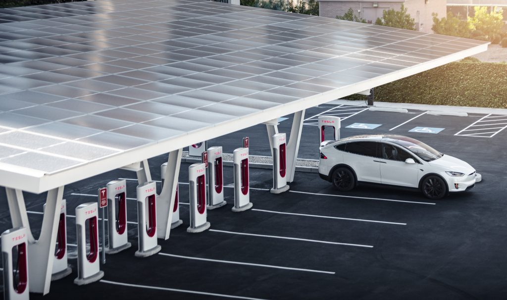 Tesla-supercharger-50000-installations