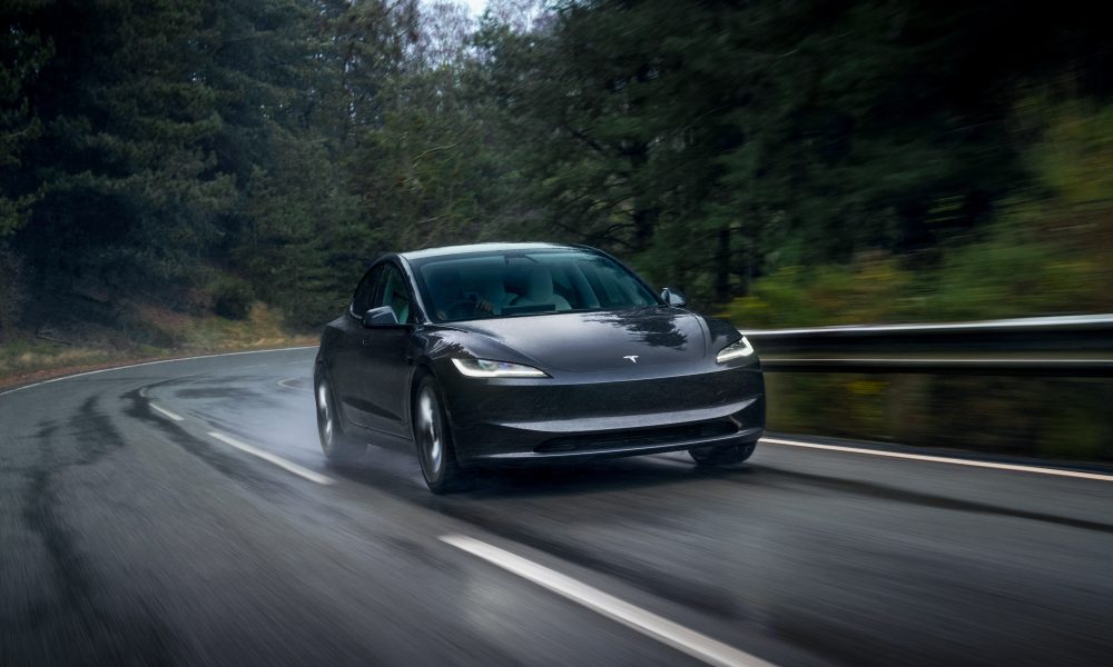 Tesla-model-3-436-mile-range-UK-launch